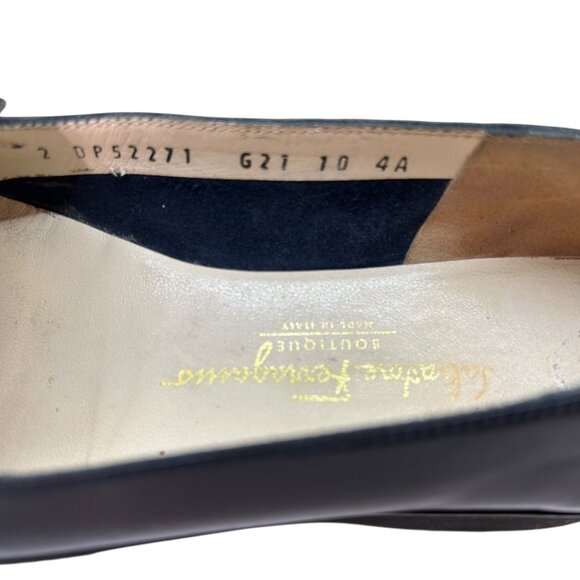Salvatore Ferragamo Navy Leather Loafers w/ Ferragamo logo buckle Size 10 / 4A - Picture 5 of 10